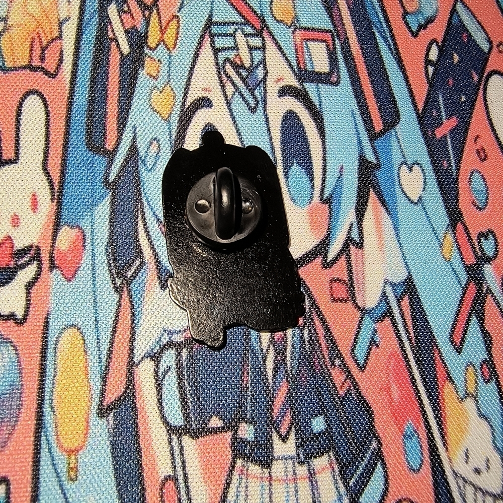 Women’s Accessories Cute Princess Bubblegum from Adventure Time Enamel Pin - Picture 3 of 3